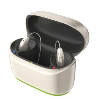 Cargador portátil Phonak Charger GO RIC Infinio con audífonos recargables en su interior y tapa abierta - Pilas Audífono